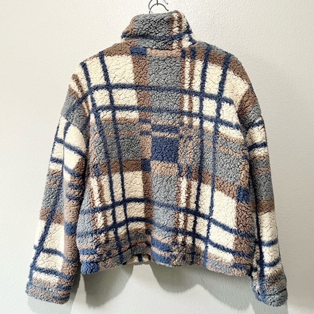 THREAD & SUPPLY- Cozy Plaid Sherpa Pullover Size S - Picture 2 of 3